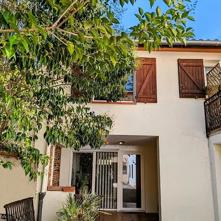 Grand Duplex - Parking Prive - Centre - Calme