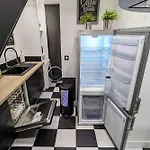 Duplex Calme En Centre-ville Avec Climatisation Et Parking Gratuit * トゥールーズ