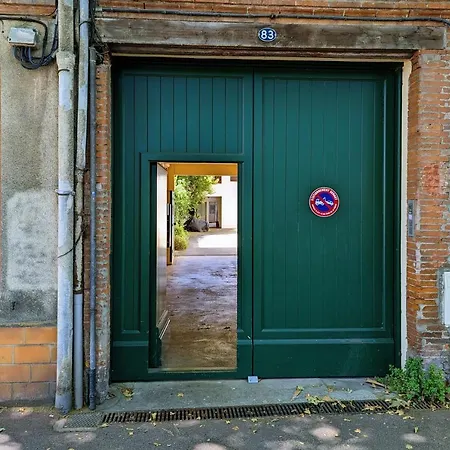 Apartment Grand Duplex - Parking Prive - Centre - Calme