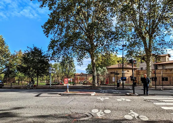 Grand Duplex - Parking Prive - Centre - Calme Lejlighed *