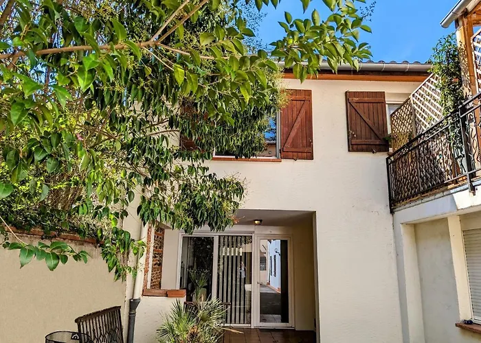 Grand Duplex - Parking Prive - Centre - Calme