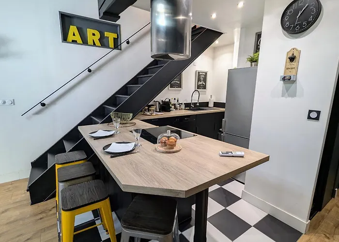 Daire Grand Duplex - Parking Prive - Centre - Calme *